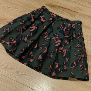 Banana Republic Wide Pleated Floral Skirt - 8